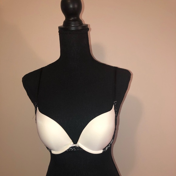 Victoria's Secret Other - Women’s Victoria Secret Dream Angles Push Up Bra Victoria's Secret Other - Women’s Victoria Secret Dream Angles Push Up Bra